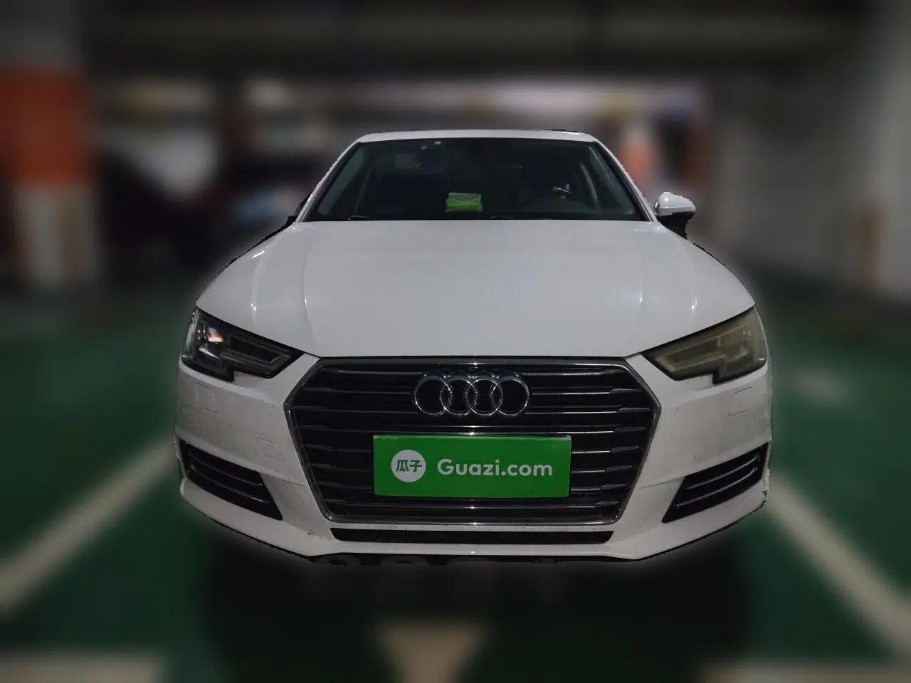 Audi A4L 2018 30th Anniversary Edition 40 TFSI Trendy Model — миниатюра 2