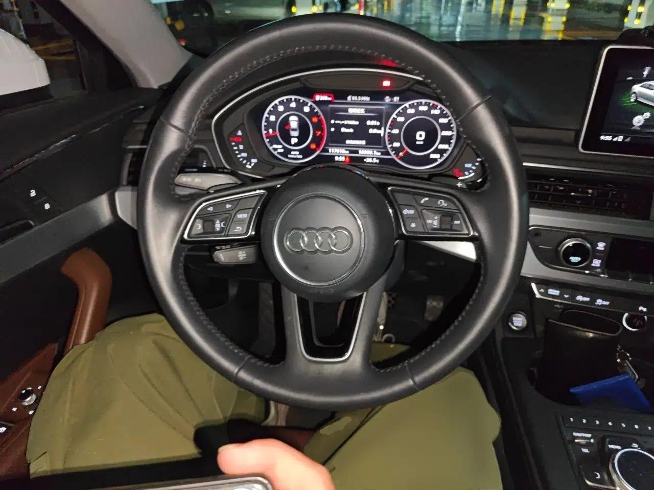 Audi A4L 2018 30th Anniversary Edition 40 TFSI Fashion Model — миниатюра 10