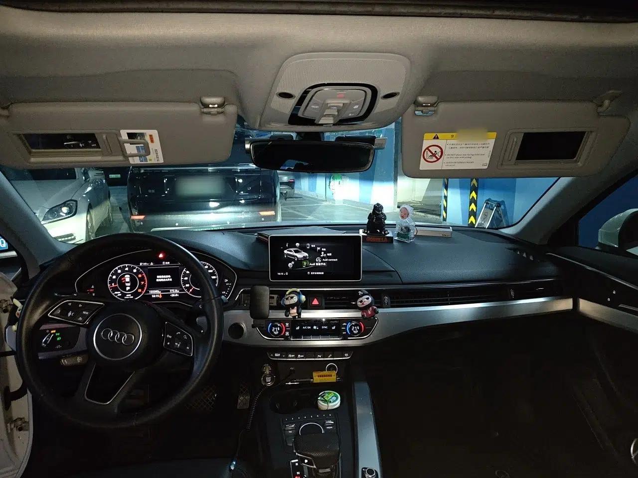 Audi A4L 2018 30th Anniversary Edition 40 TFSI Fashion Model — миниатюра 9
