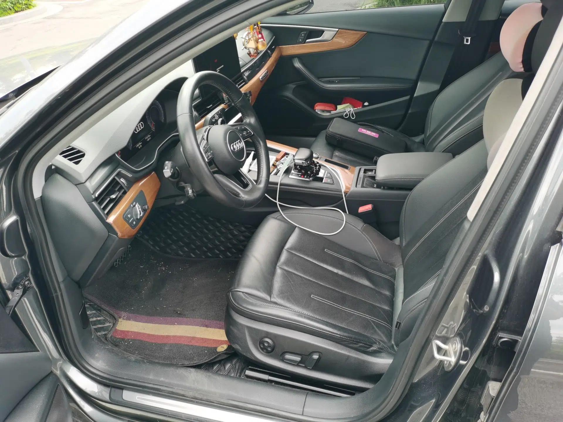 Audi A4L 2020 40 TFSI Luxury Prestige Edition — миниатюра 15