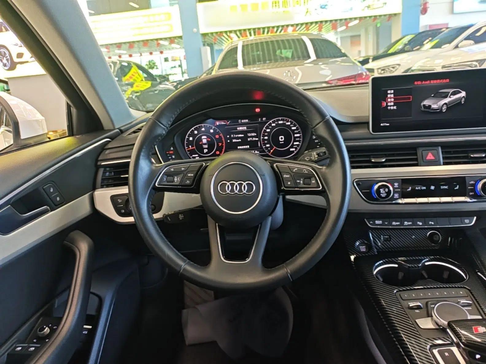 Audi A4L 2019 40 TFSI Fashion Edition China VI Emission Standard — миниатюра 13