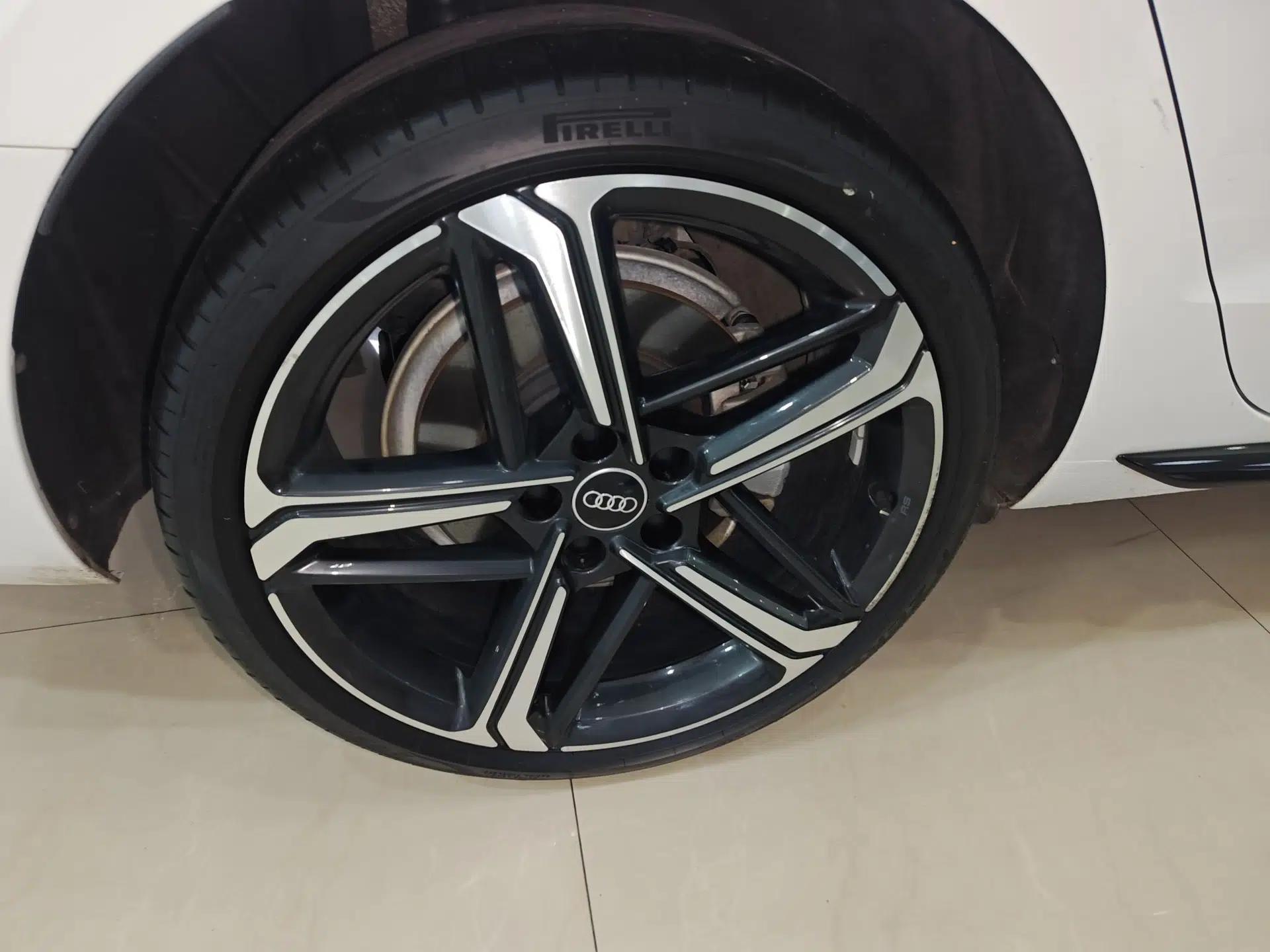 Audi A4L 2024 40 TFSI Luxury Dynamic Edition — миниатюра 11