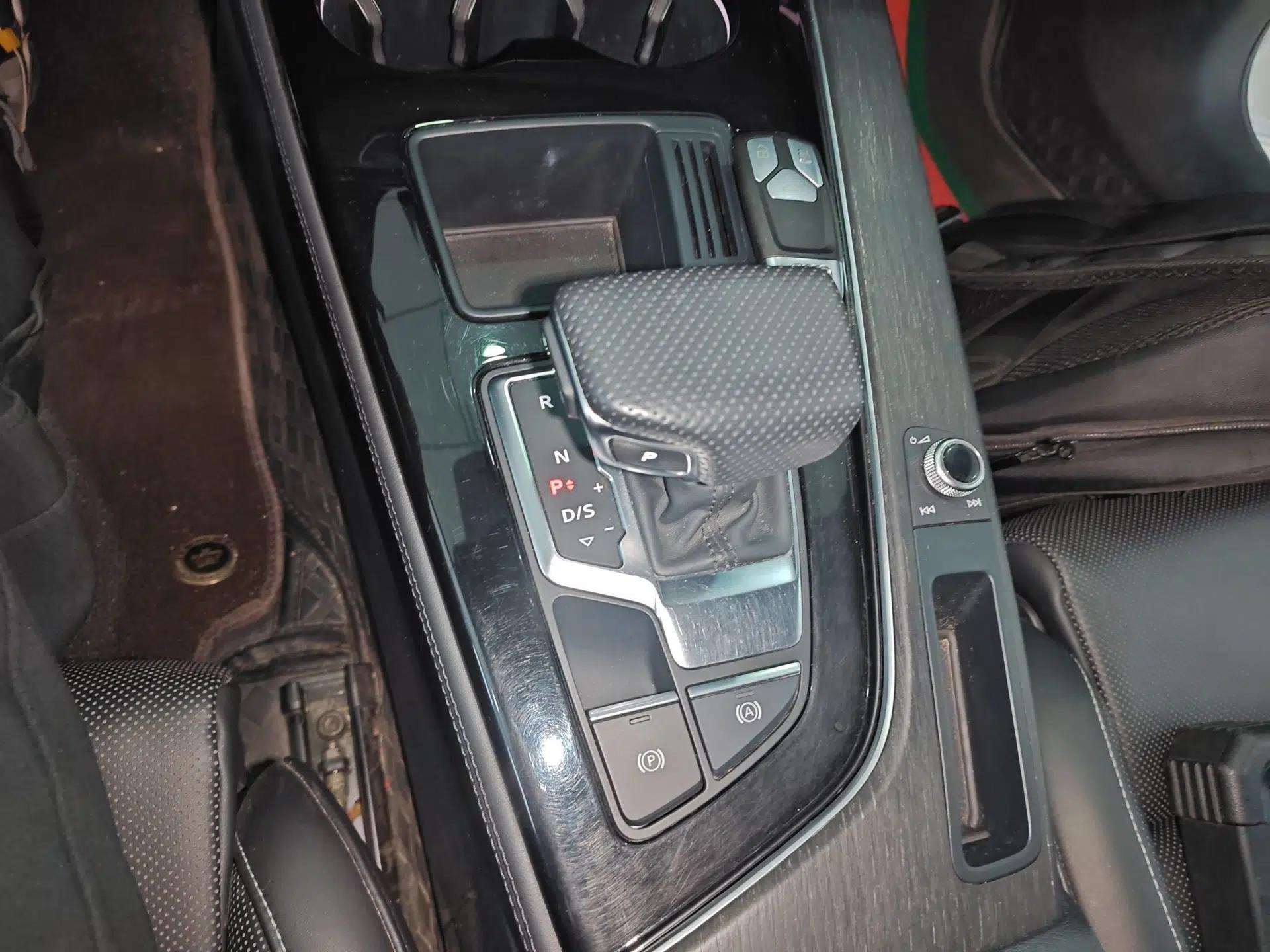 Audi A4L 2024 40 TFSI Luxury Dynamic Edition — миниатюра 21