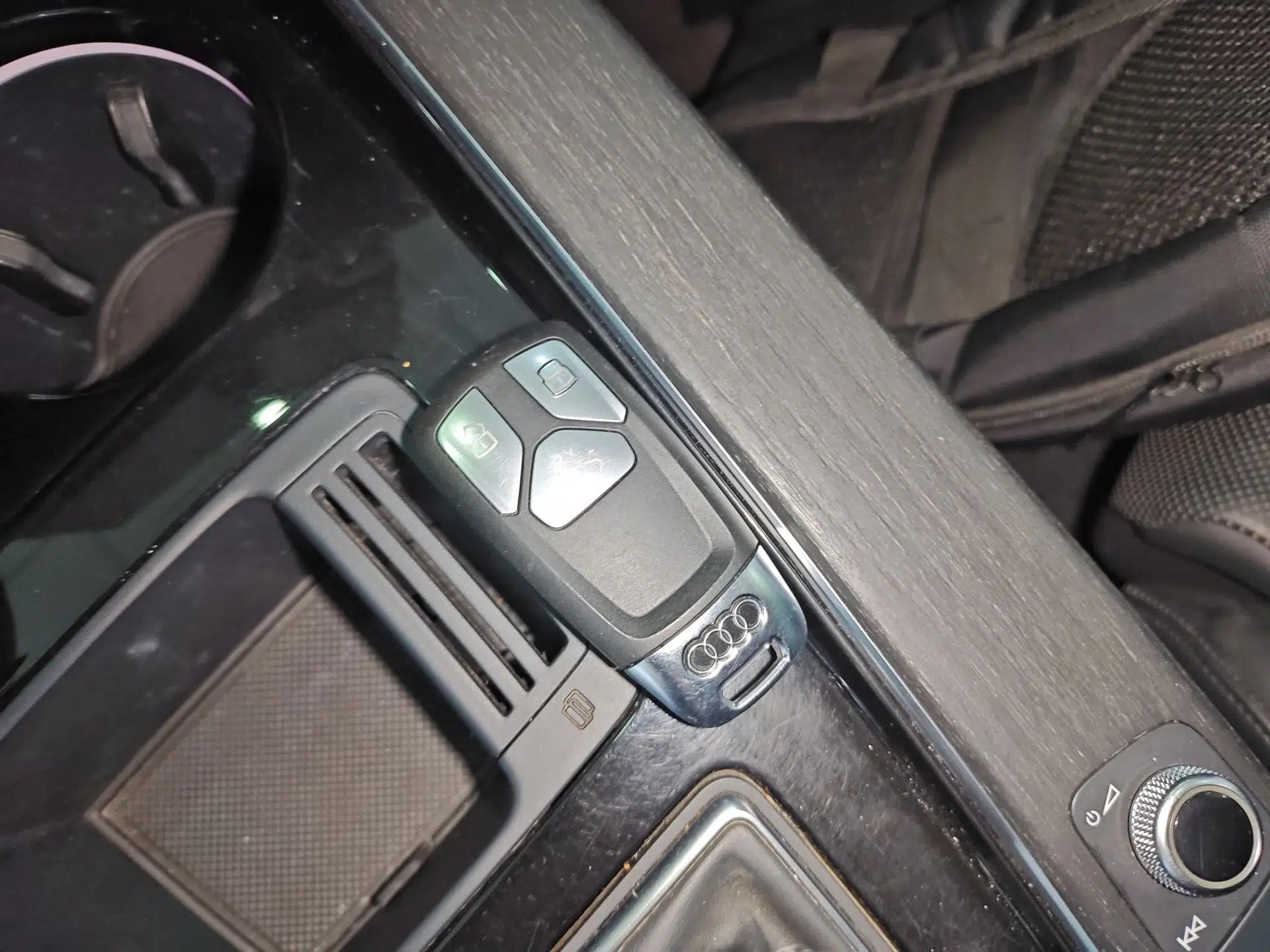 Audi A4L 2024 40 TFSI Luxury Dynamic Edition — миниатюра 28