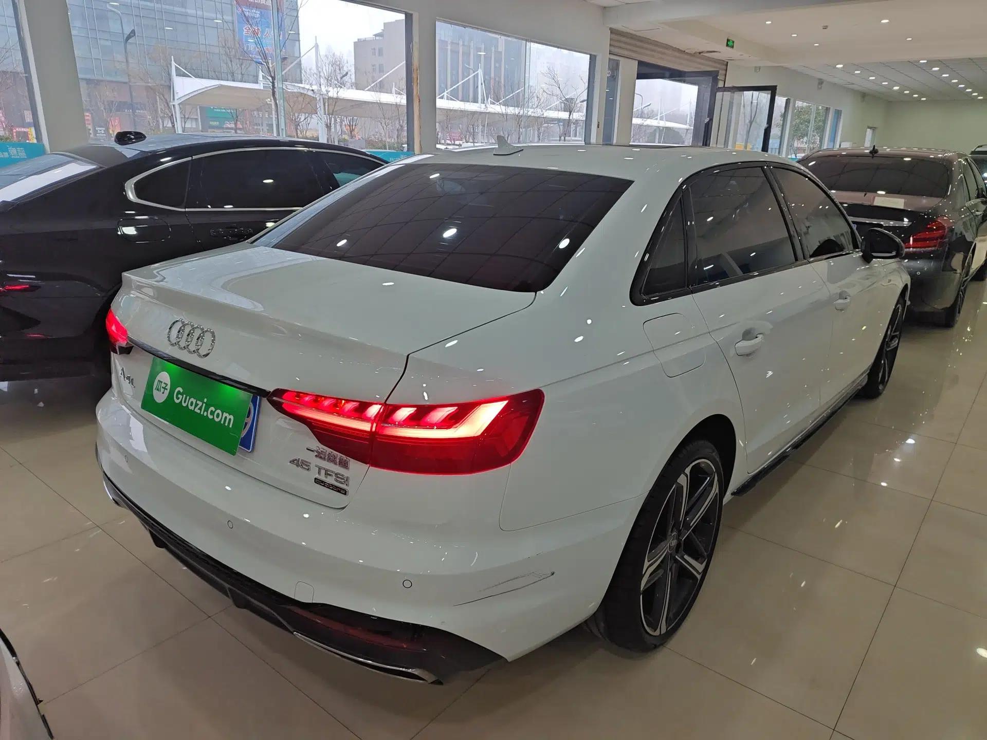 Audi A4L 2024 40 TFSI Luxury Dynamic Edition — миниатюра 6