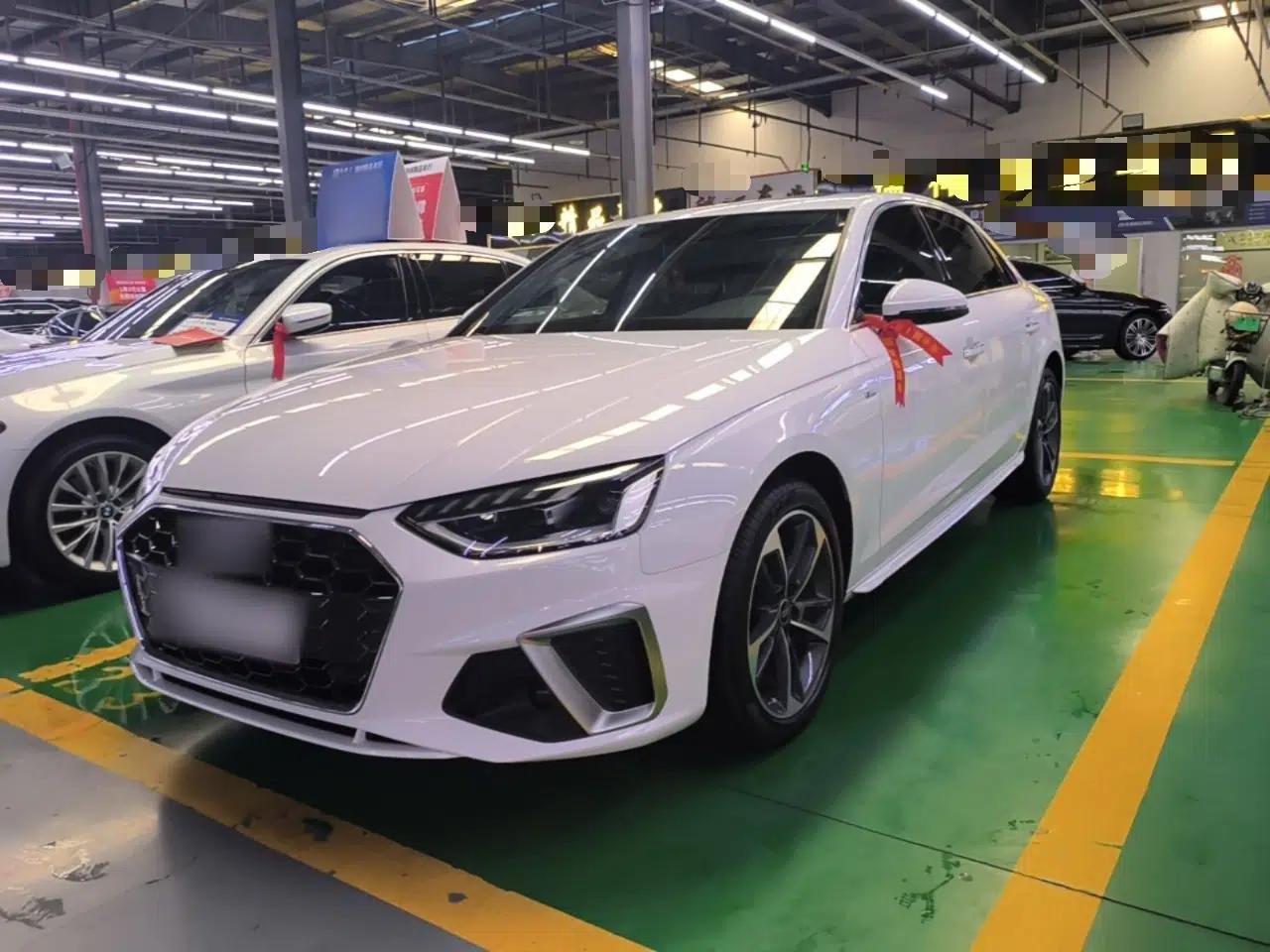 Audi A4L 2024 40 TFSI Fashion Dynamic Model — миниатюра 1
