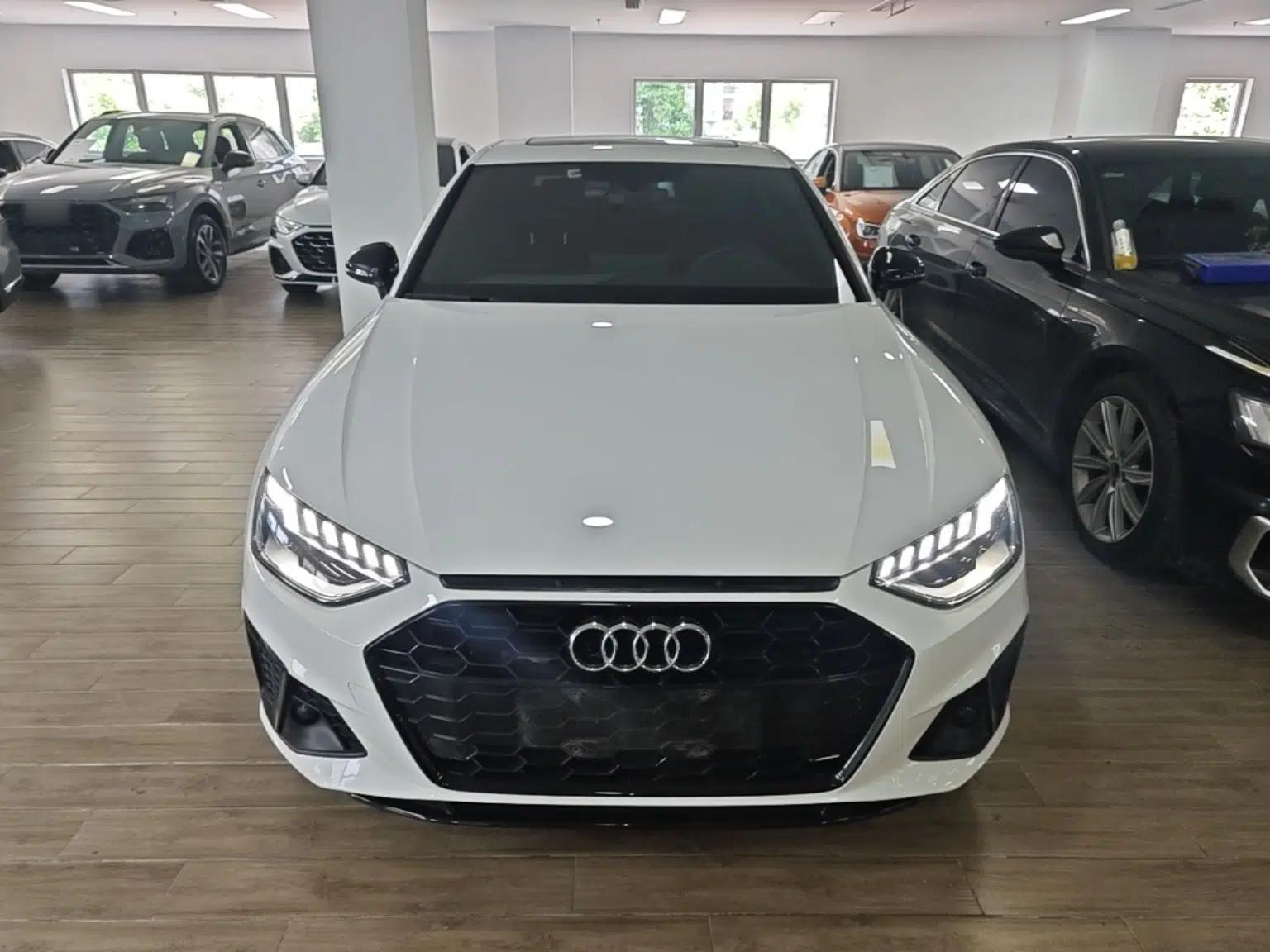 Audi A4L 2023 40 TFSI Luxury Dynamic Model — миниатюра 2
