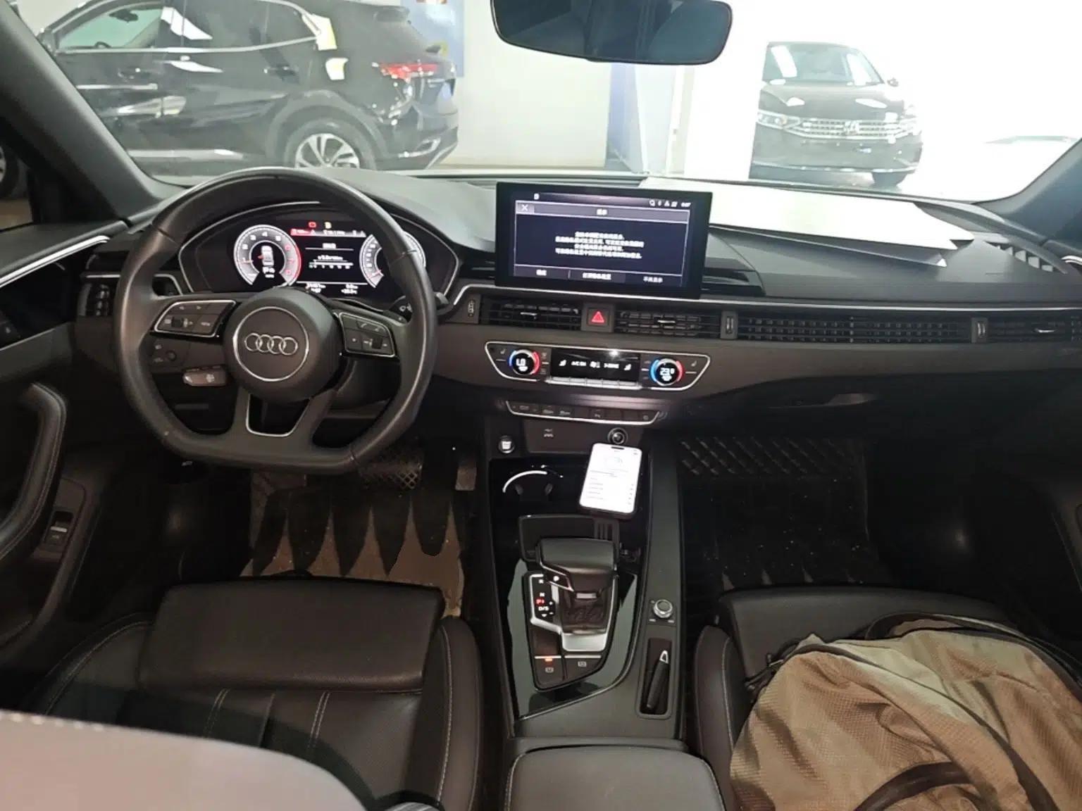 Audi A4L 2023 40 TFSI Luxury Dynamic Model — миниатюра 12
