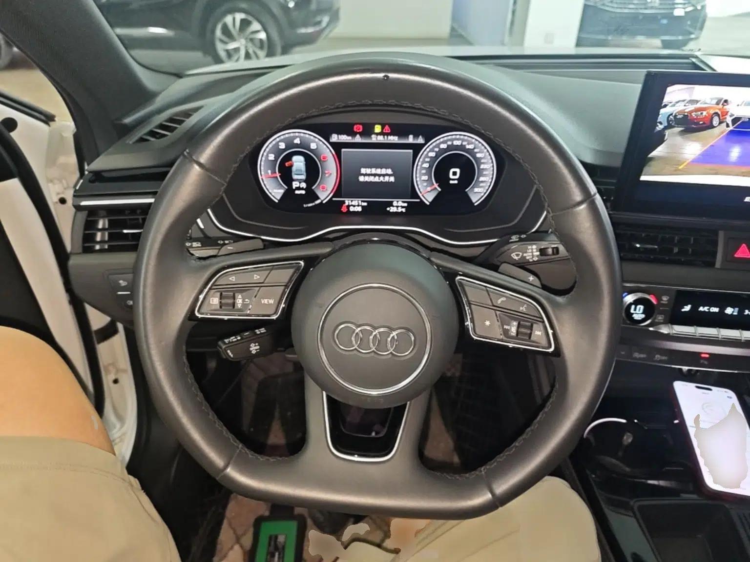 Audi A4L 2023 40 TFSI Luxury Dynamic Model — миниатюра 13