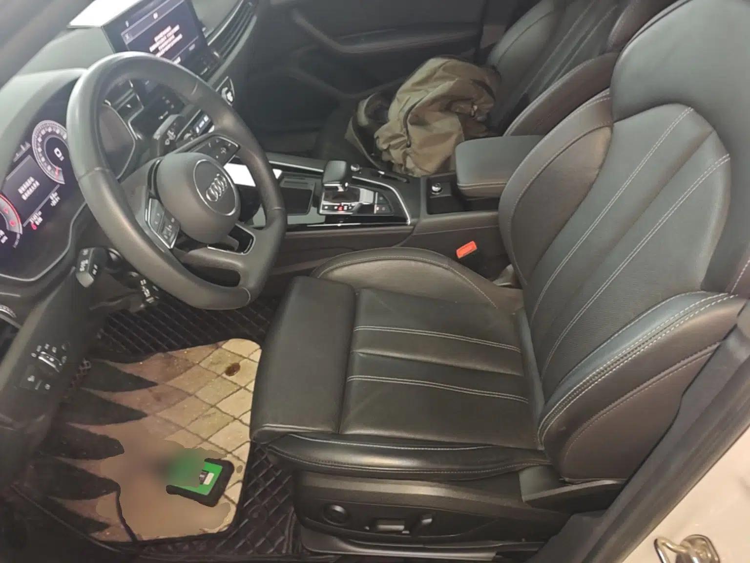 Audi A4L 2023 40 TFSI Luxury Dynamic Model — миниатюра 17