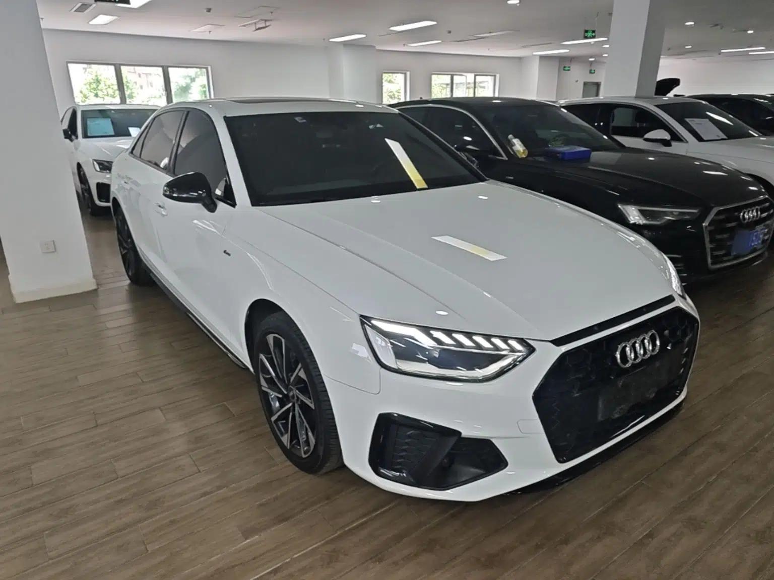 Audi A4L 2023 40 TFSI Luxury Dynamic Model — миниатюра 3
