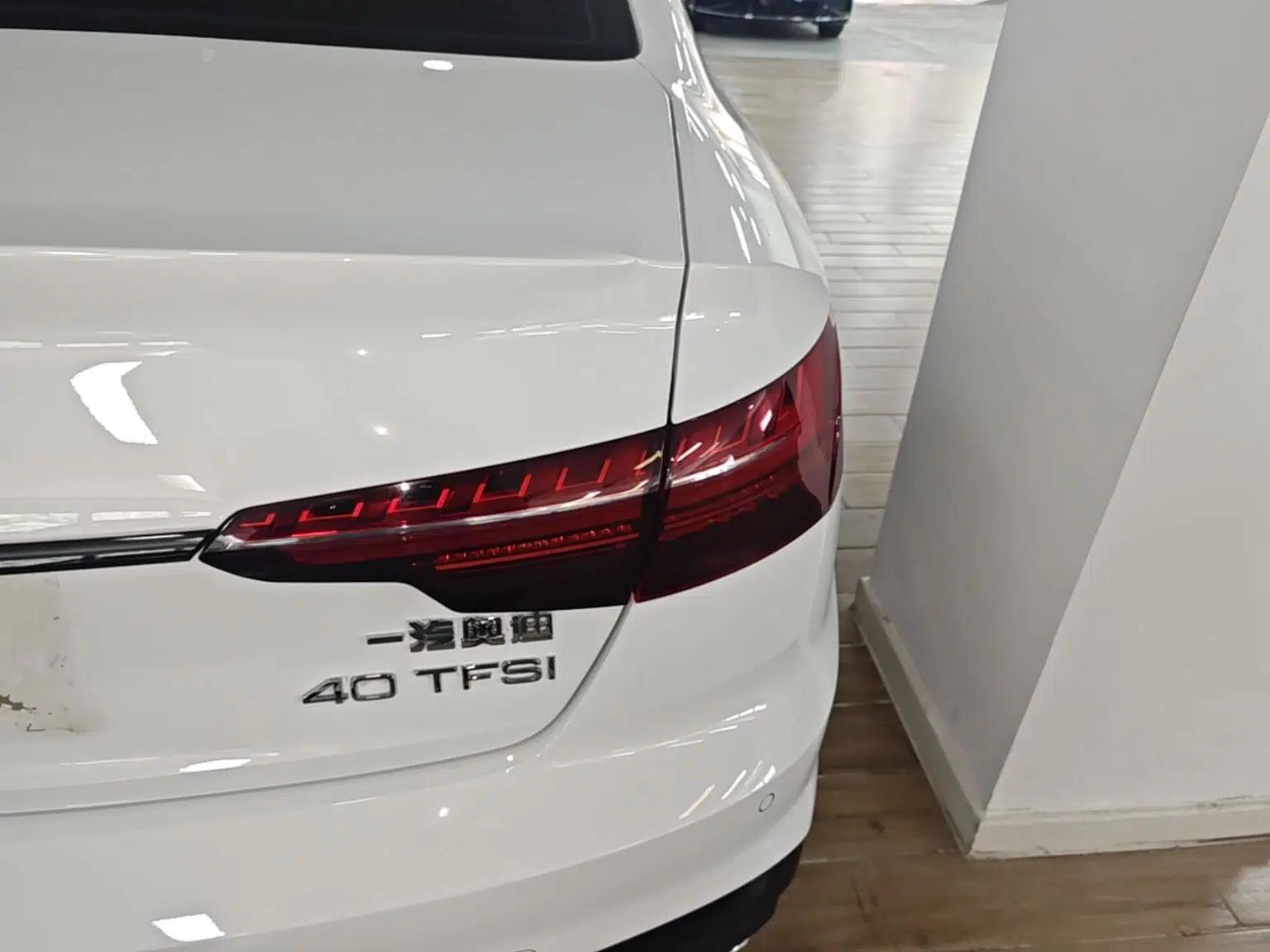 Audi A4L 2023 40 TFSI Luxury Dynamic Model — миниатюра 9