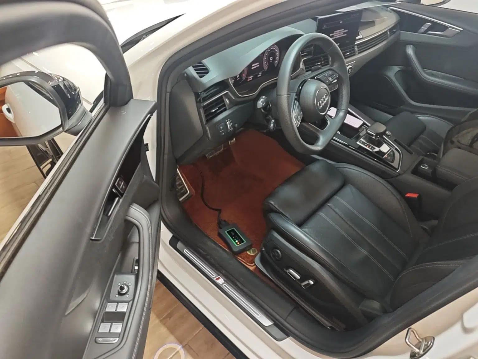 Audi A4L 2024 40 TFSI Luxury Dynamic Edition — миниатюра 18