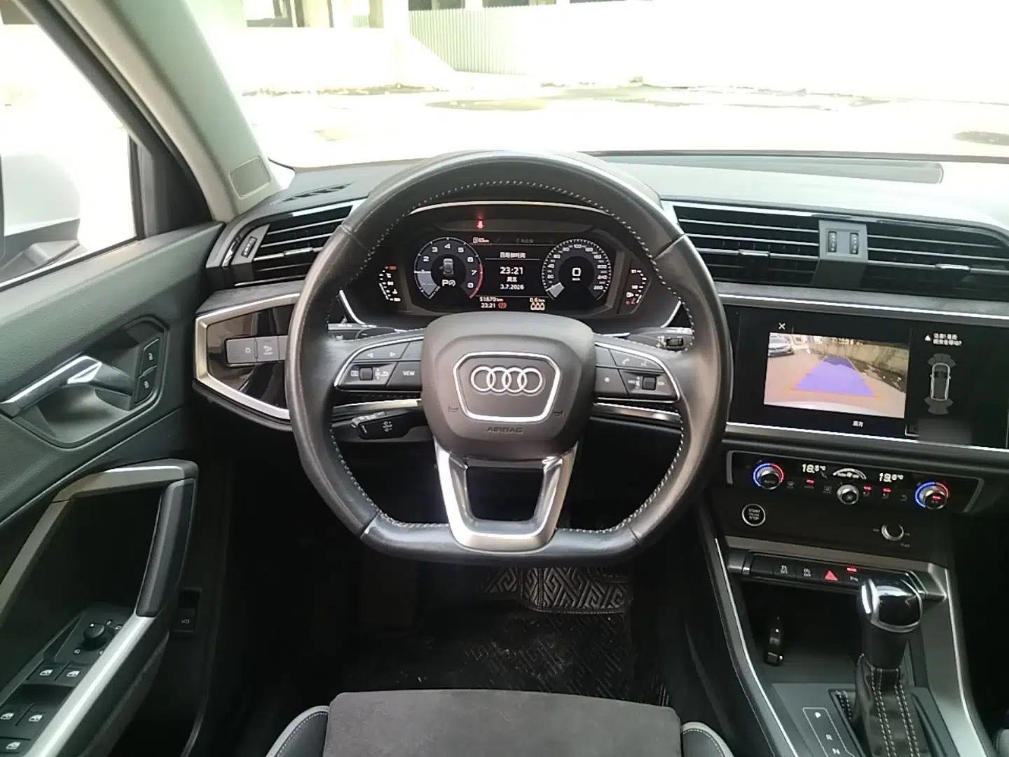 Audi Q3 2021 35 TFSI Fashion Dynamic Model — миниатюра 13