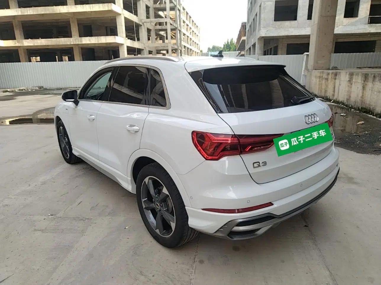 Audi Q3 2021 35 TFSI Fashion Dynamic Model — миниатюра 4