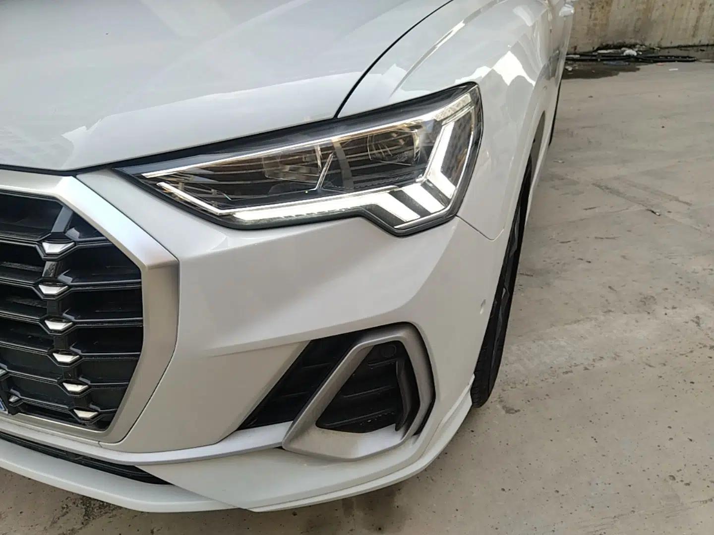 Audi Q3 2021 35 TFSI Fashion Dynamic Model — миниатюра 8