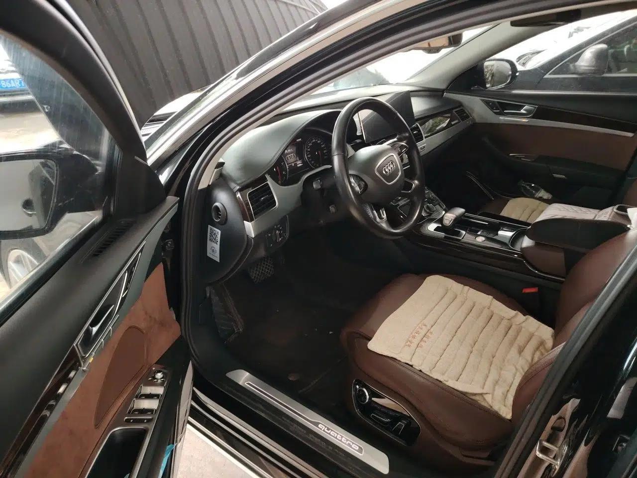 Audi A8 2016 A8L 45 TFSI quattro Comfort model — миниатюра 16