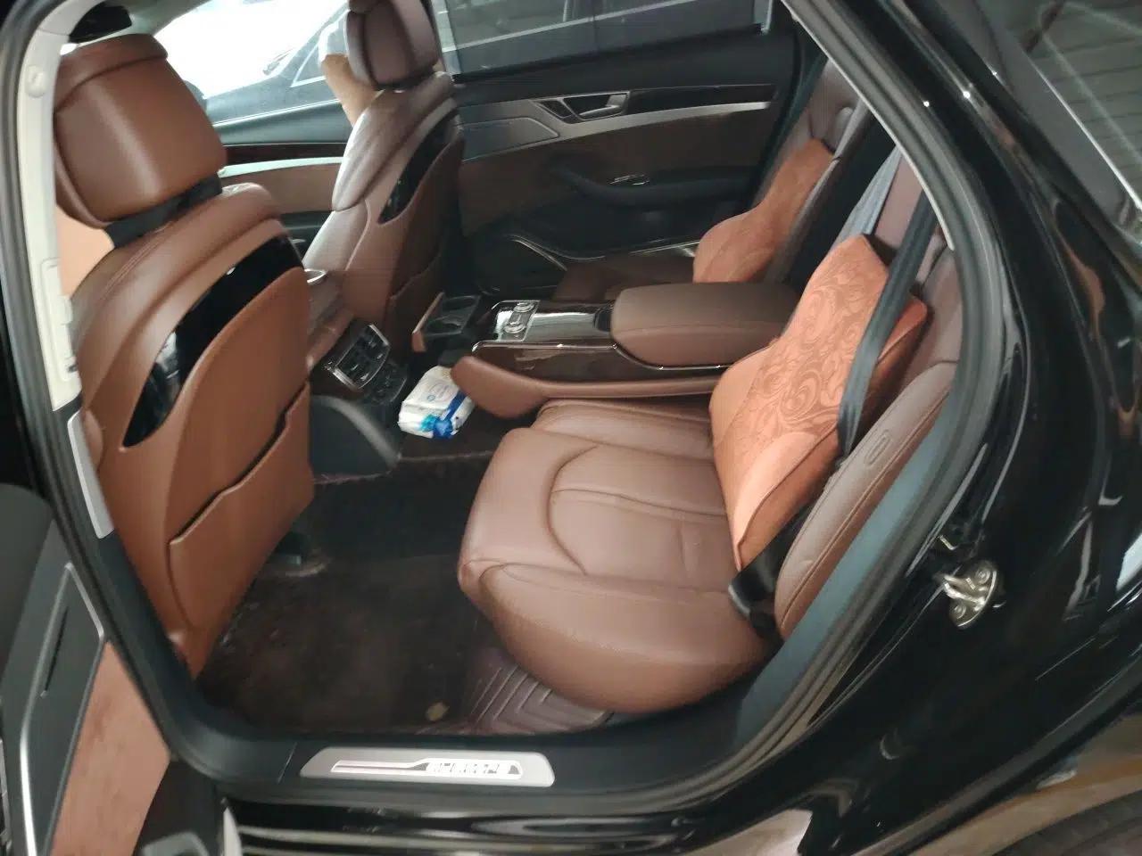 Audi A8 2016 A8L 45 TFSI quattro Comfort model — миниатюра 17