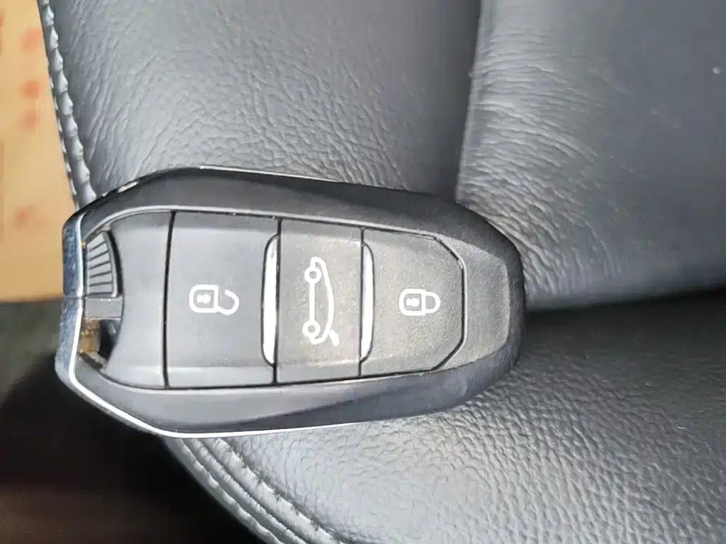 Citroën C4L 2016 1.6T Automatic Elite — миниатюра 17