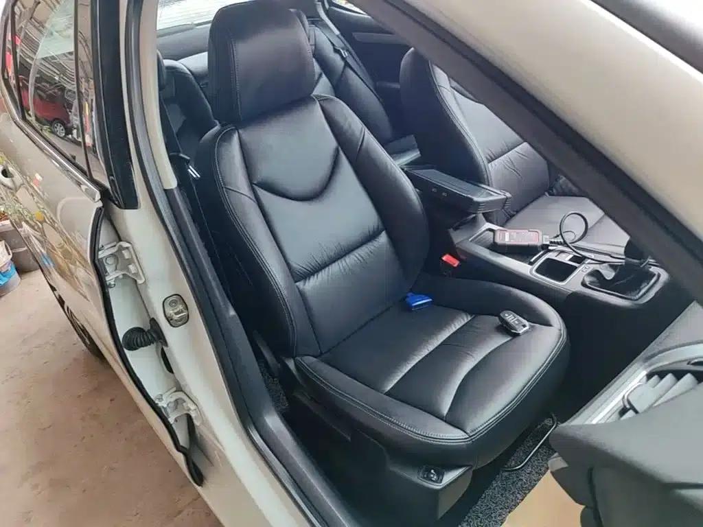 Citroën C4L 2016 1.6T Automatic Elite — миниатюра 20