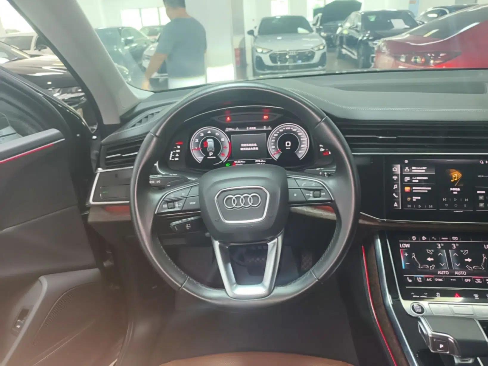Audi Q7 2023 55 TFSI quattro S line Sport Edition — миниатюра 13