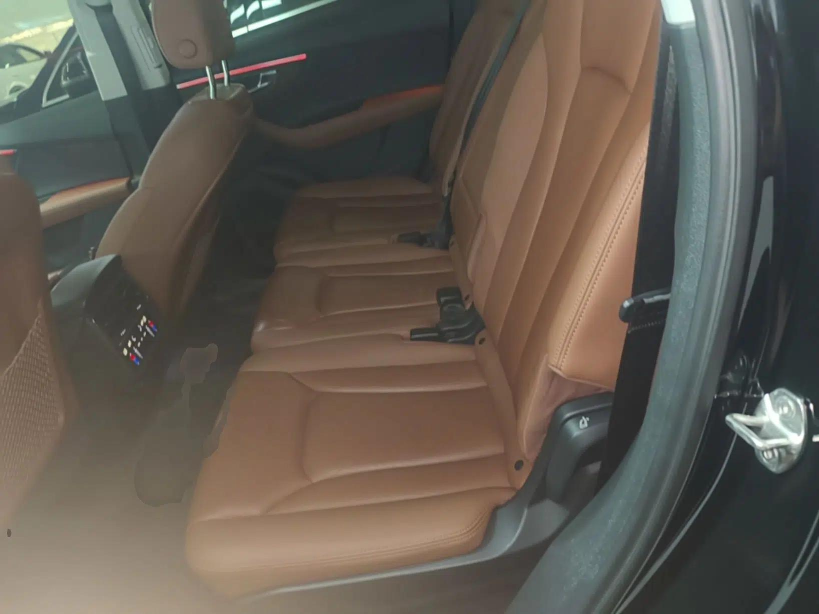 Audi Q7 2023 55 TFSI quattro S line Sport Edition — миниатюра 20