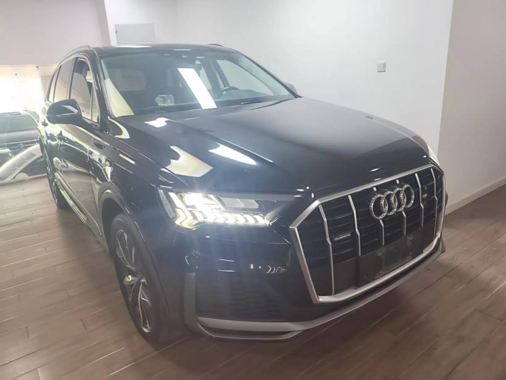 Audi Q7 2023 55 TFSI quattro S line Sport Edition — миниатюра 3