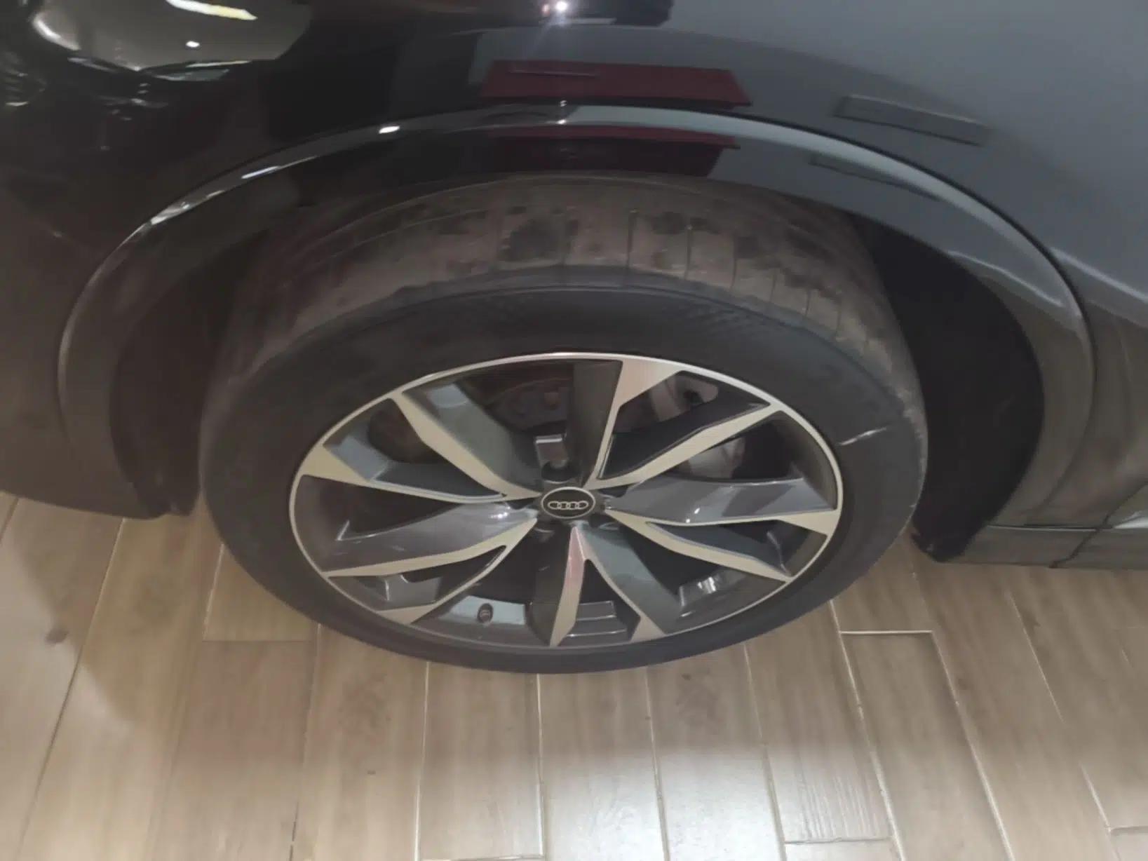 Audi Q7 2023 55 TFSI quattro S line Sport Edition — миниатюра 10
