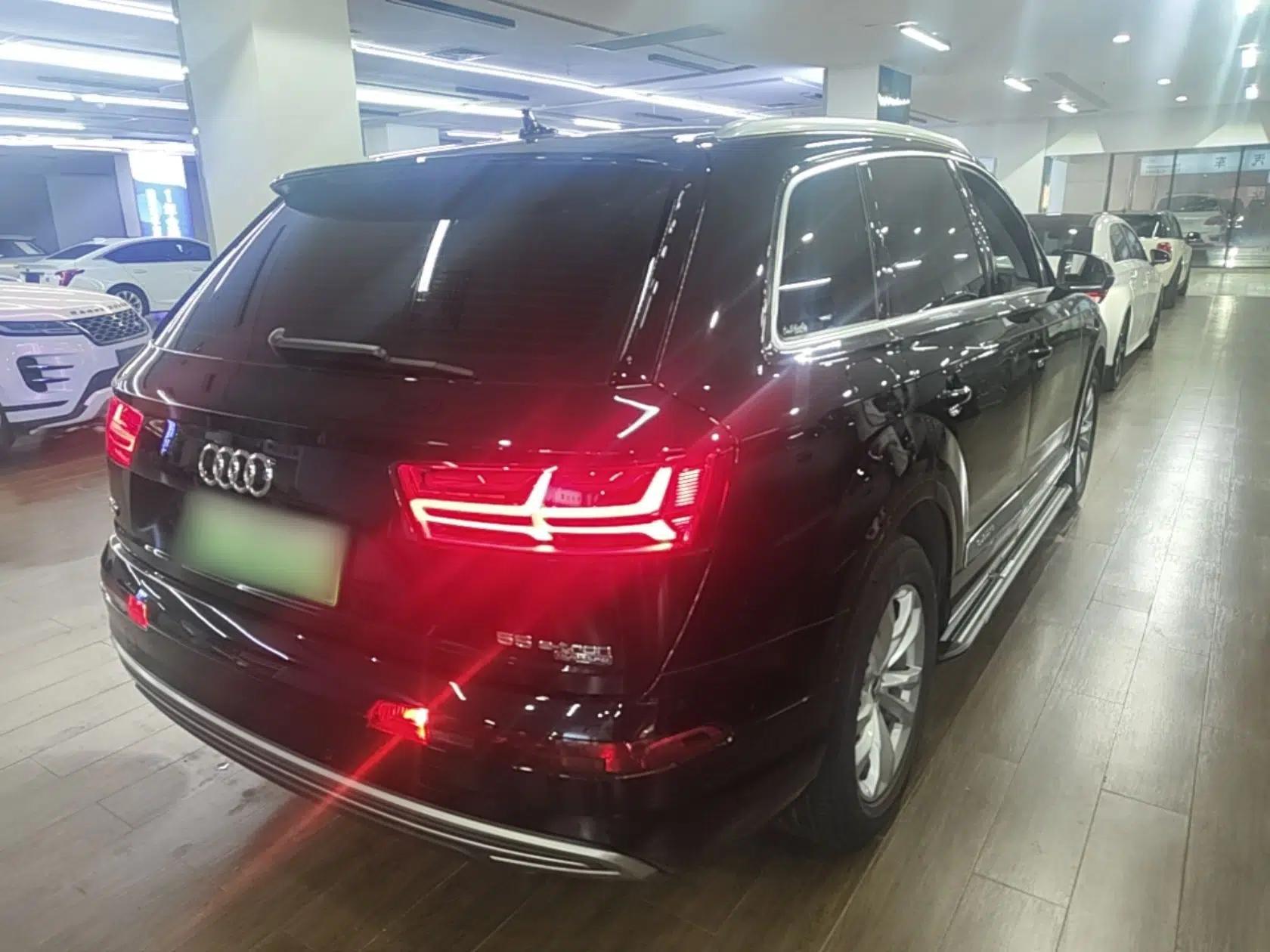 Audi Q7 New Energy 2019 55 e-tron — миниатюра 6