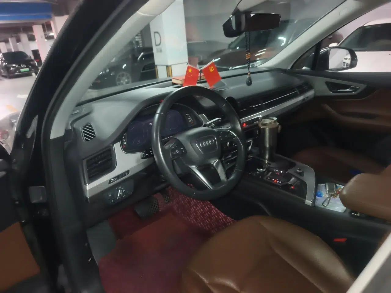 Audi Q7 New Energy 2019 55 e-tron — миниатюра 10