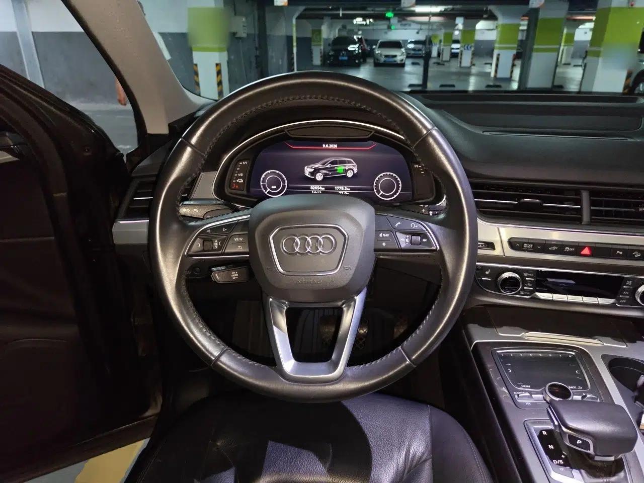 Audi Q7 New Energy 2019 55 e-tron — миниатюра 10