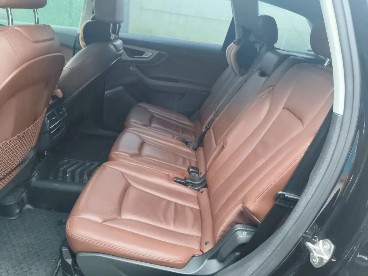 Audi Q7 New Energy 2019 55 e-tron — миниатюра 17