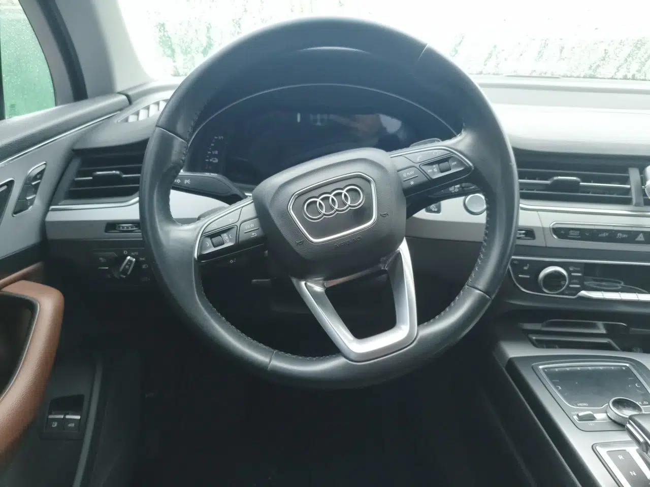 Audi Q7 New Energy 2019 55 e-tron — миниатюра 10