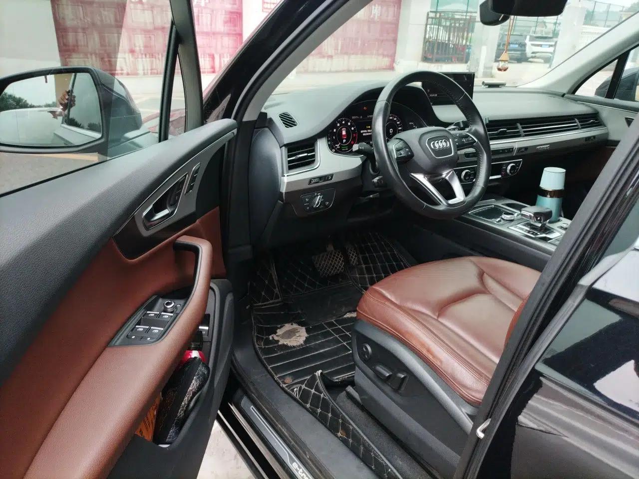 Audi Q7 New Energy 2019 55 e-tron — миниатюра 16