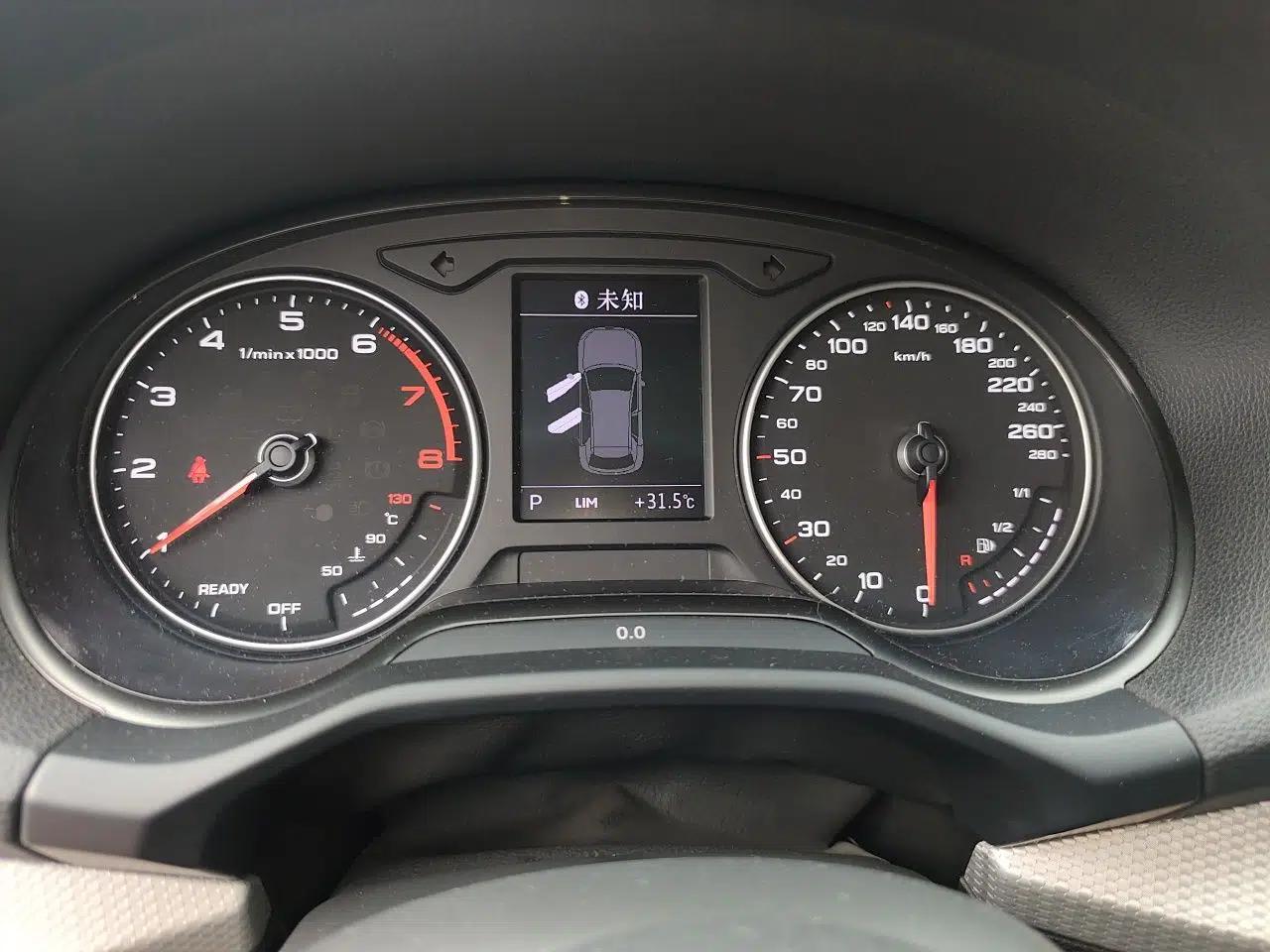 Audi Q2L 2021 35 TFSI Progressive Dynamic Edition — миниатюра 11