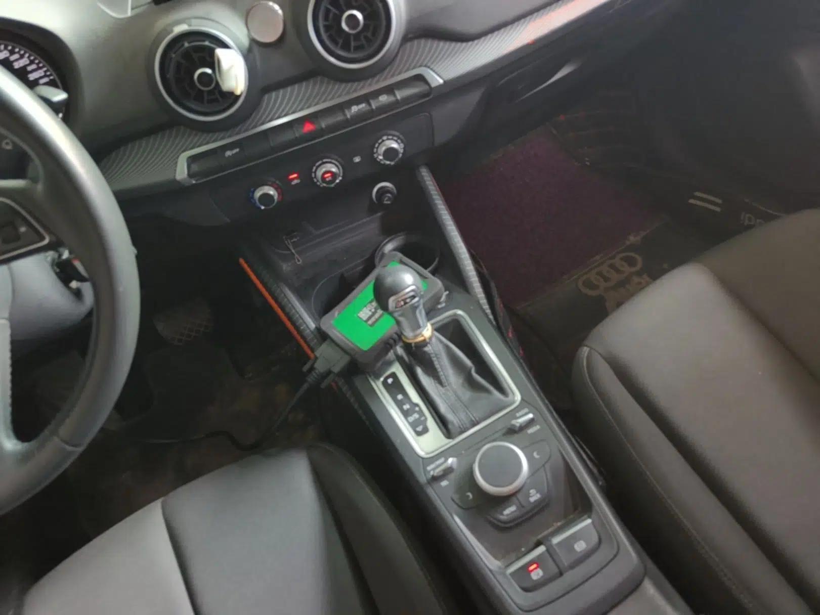 Audi Q2L 2018 35 TFSI Launch Exclusive Edition China VI — миниатюра 16
