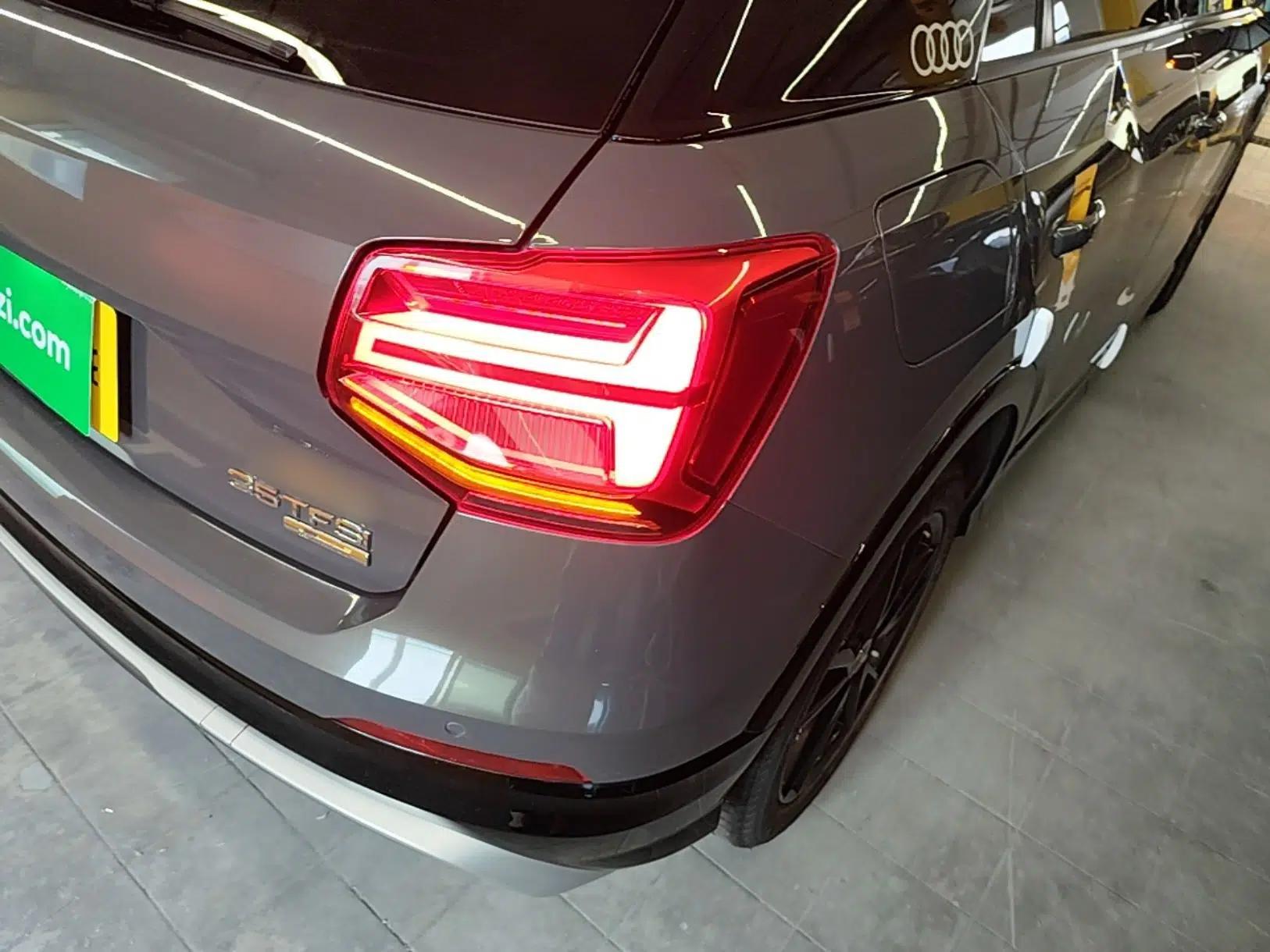 Audi Q2L 2021 35 TFSI Fashion Dynamic Model — миниатюра 9