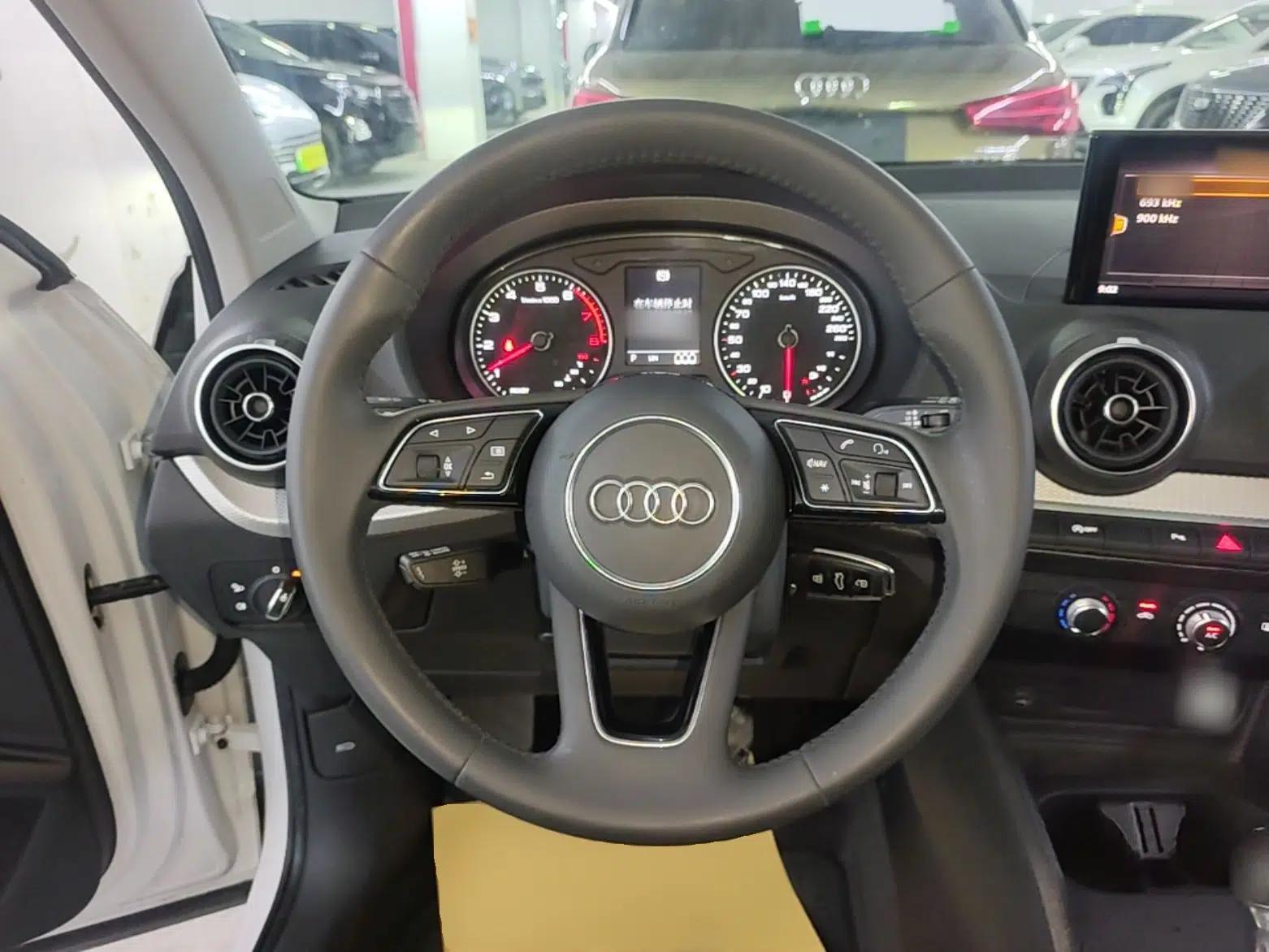Audi Q2L 2021 35 TFSI Progressive Dynamic Edition — миниатюра 13