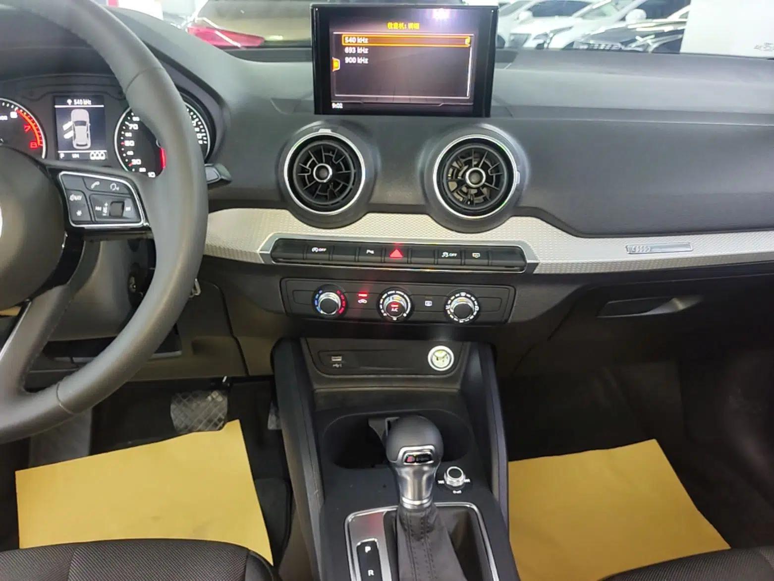 Audi Q2L 2021 35 TFSI Progressive Dynamic Edition — миниатюра 15