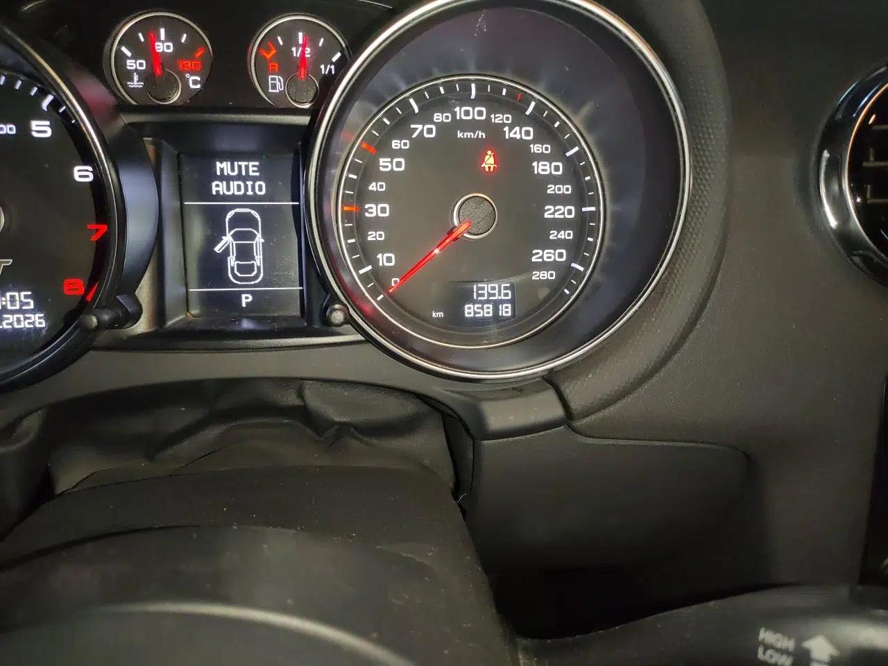 Audi TT 2011 TT Coupe 2.0 TFSI — миниатюра 12
