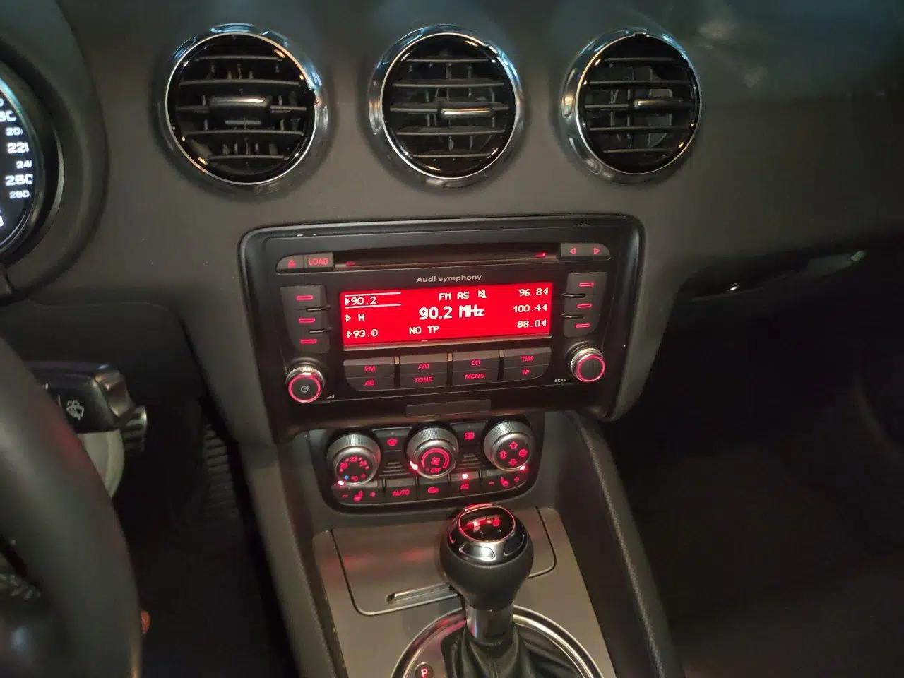 Audi TT 2011 TT Coupe 2.0 TFSI — миниатюра 13