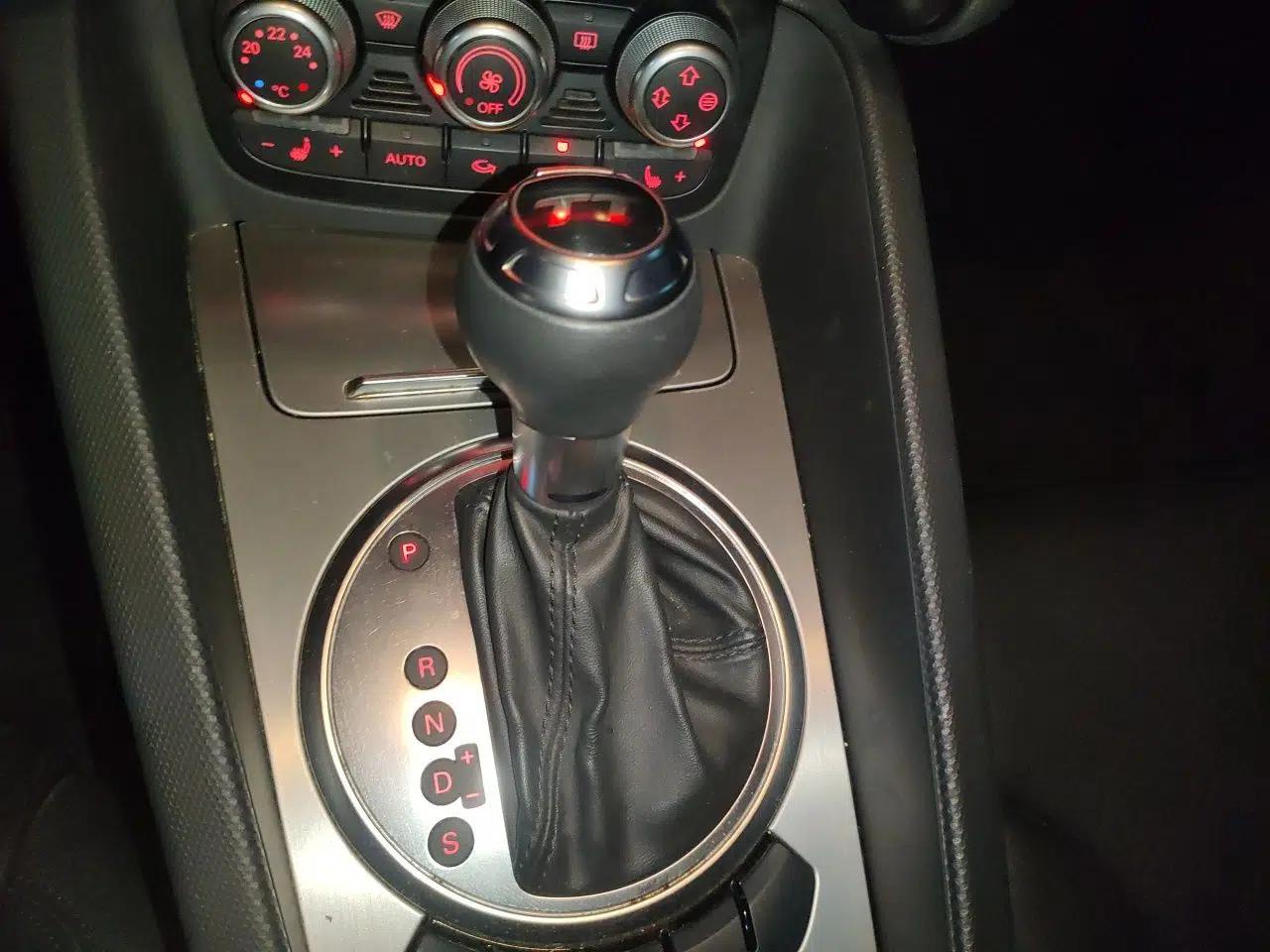 Audi TT 2011 TT Coupe 2.0 TFSI — миниатюра 14