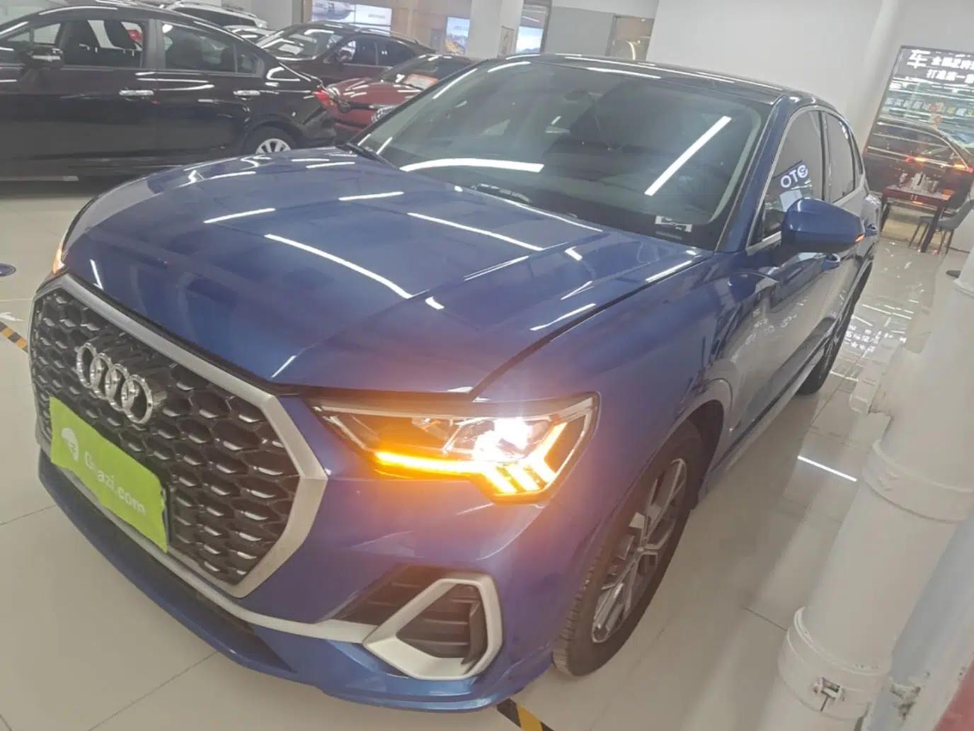 Audi Q3 Sportback 2020 40 TFSI Fashion Model — миниатюра 1