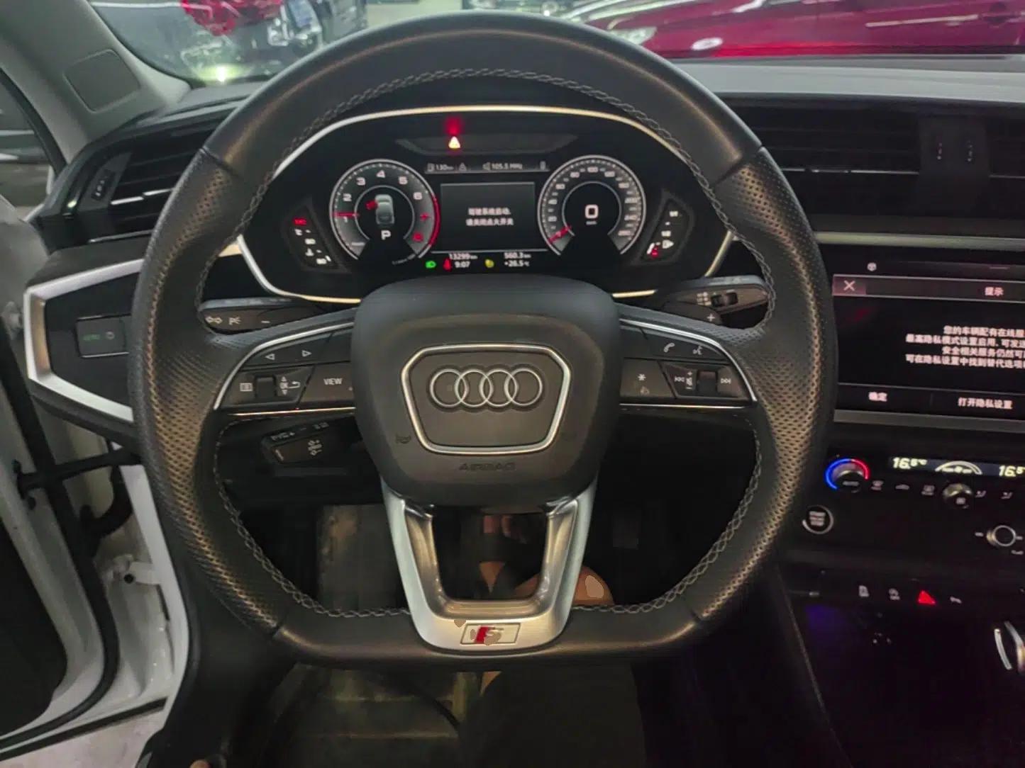 Audi Q3 Sportback 2022 40 TFSI Fashion Model — миниатюра 13