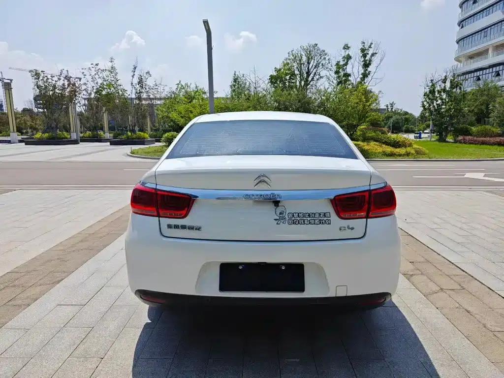Citroën C4 2016 1.6L Manual Deluxe — миниатюра 5
