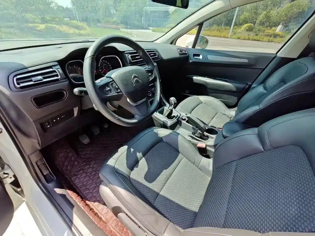 Citroën C4 2016 1.6L Manual Deluxe — миниатюра 9