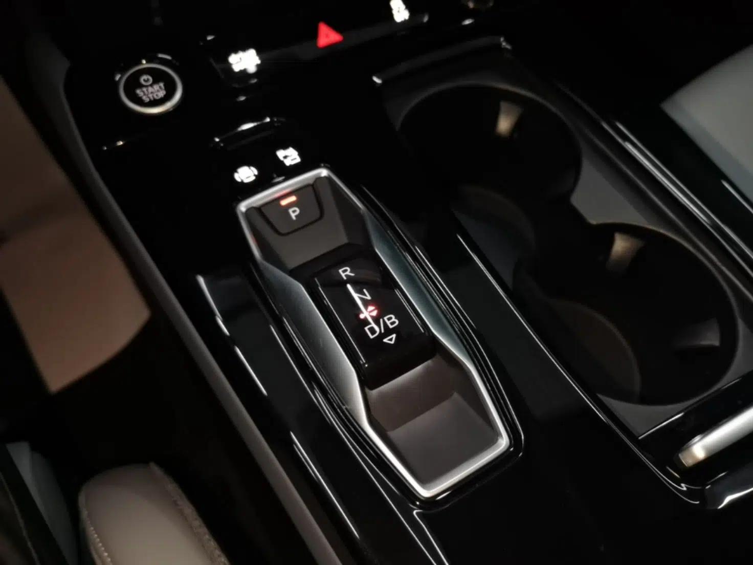 Audi Q6L e-tron 2026 First Launch Navigation Edition — миниатюра 16