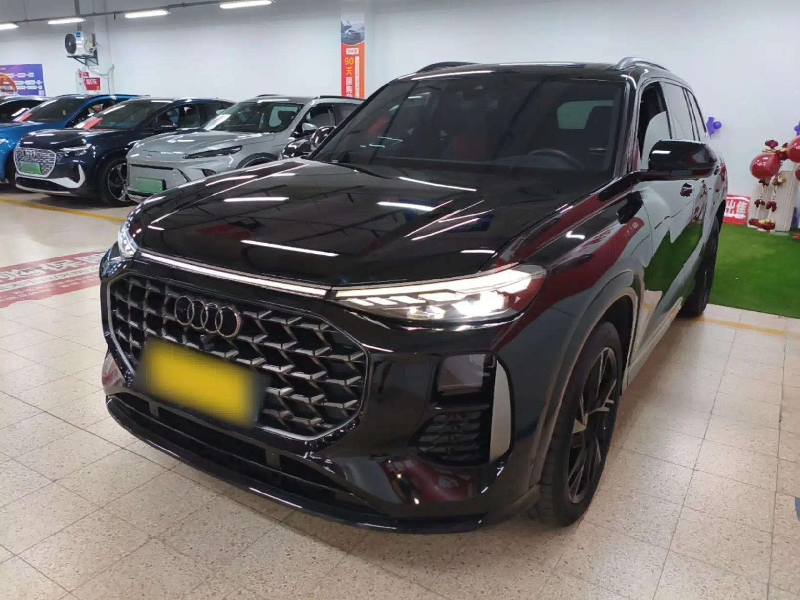 Audi Q6 2024 50 TFSI quattro Black Warrior Edition 6-seater — миниатюра 1