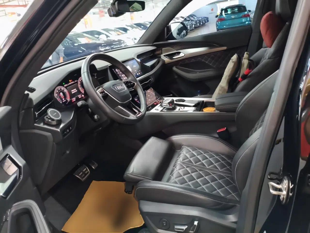 Audi Q6 2024 50 TFSI quattro Black Warrior Edition 6-seater — миниатюра 17