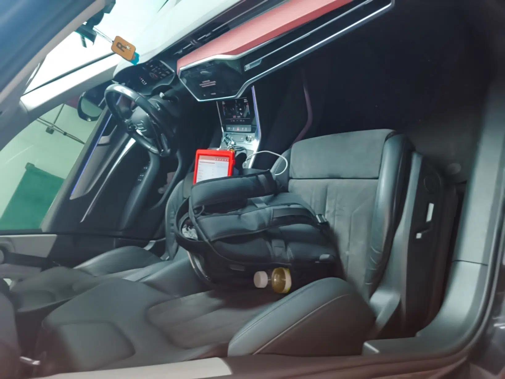 Audi A6 2021 Avant Avant-garde 45 TFSI Prestige Dynamic Edition — миниатюра 19